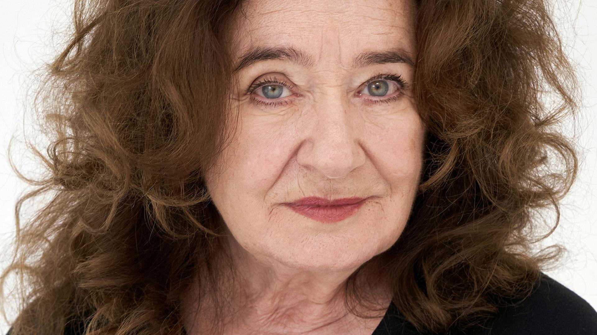 Tatort-Star Mechthild Großmann bringt Goldene Zwanziger nach MV