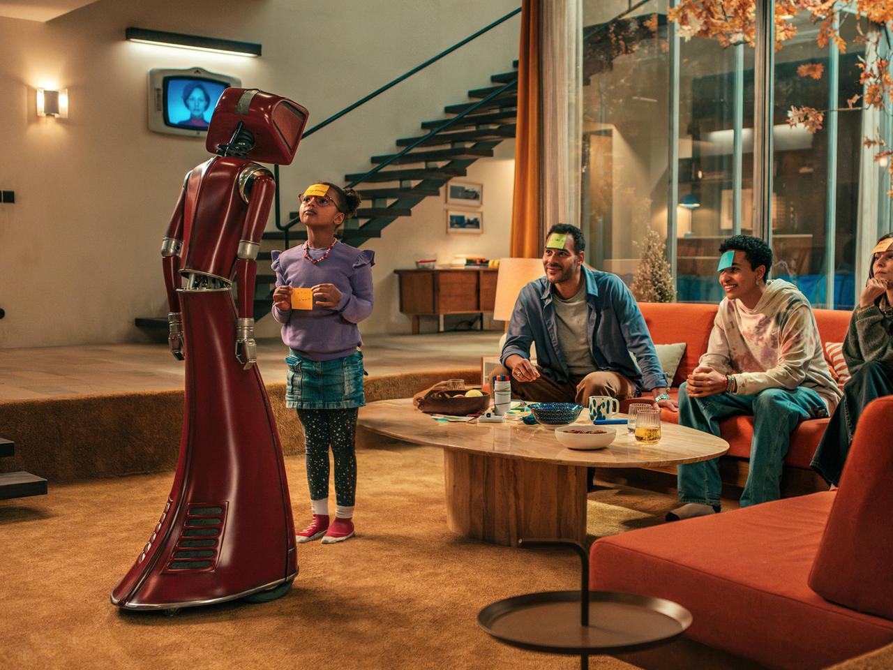 Serie "Cassandra": Haushalts-Roboter als manipulatives Biest | ndr.de