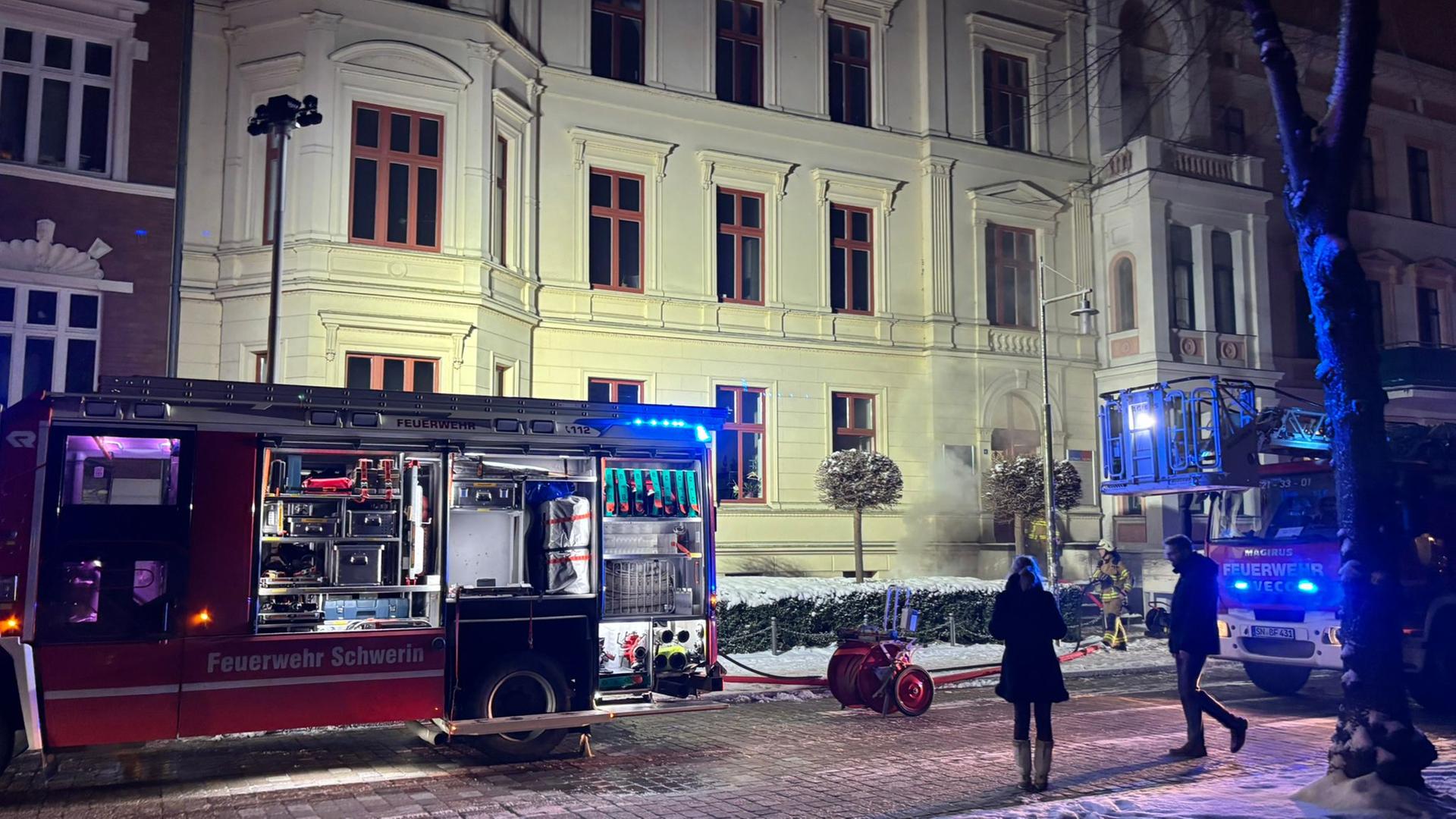 Schwerin: Brand in Geschäftsraum am Pfaffenteich