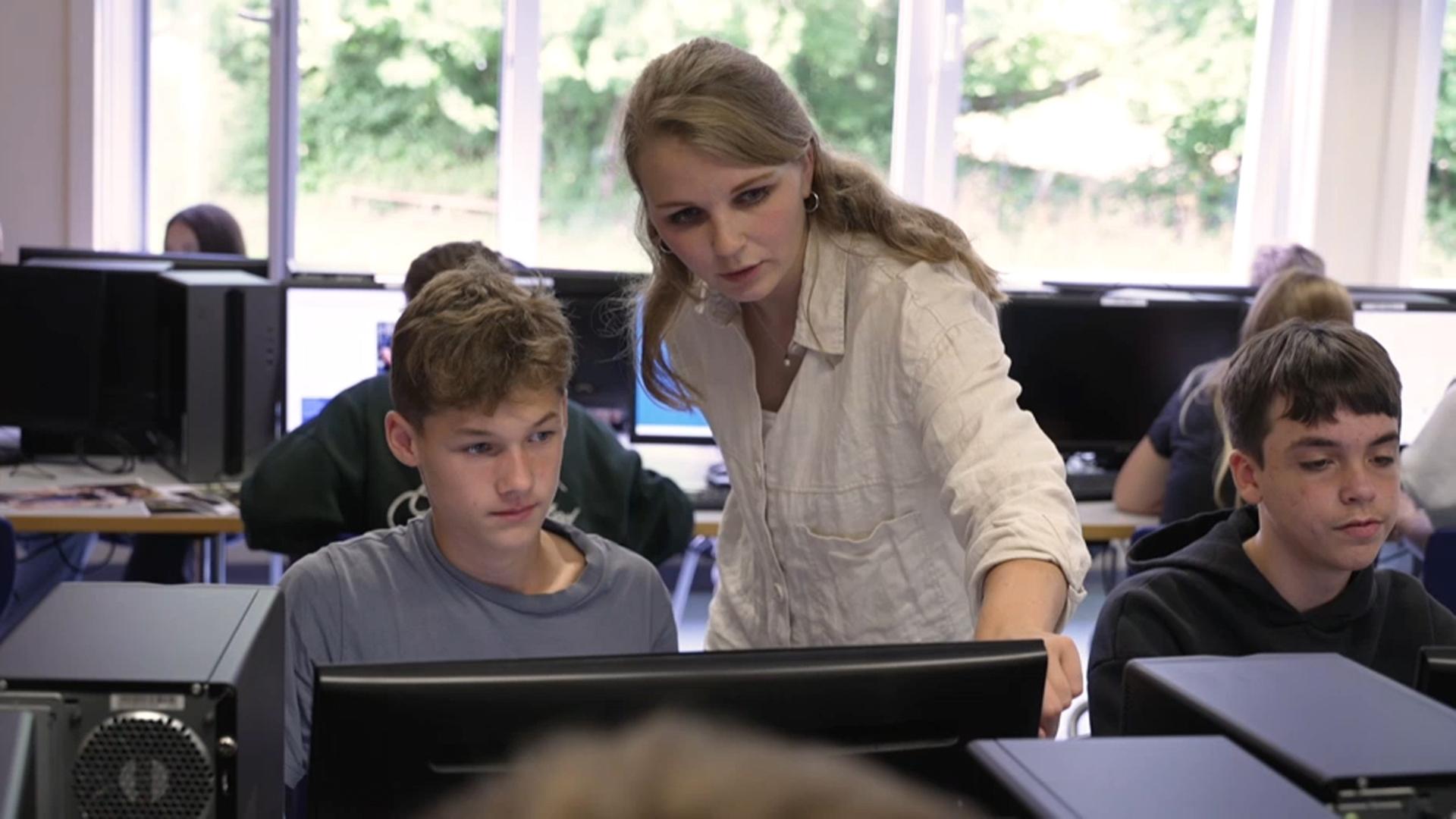 "Gehen wir wieder schreiben?": Schüler veröffentlichen eigenes Buch