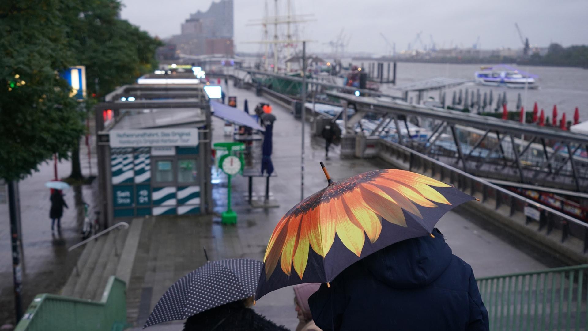 Wetter im Norden: Sturmtief lässt zum Wochenbeginn nach