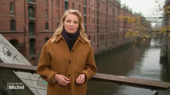 Dina Hille moderiert Rund um den Michel.