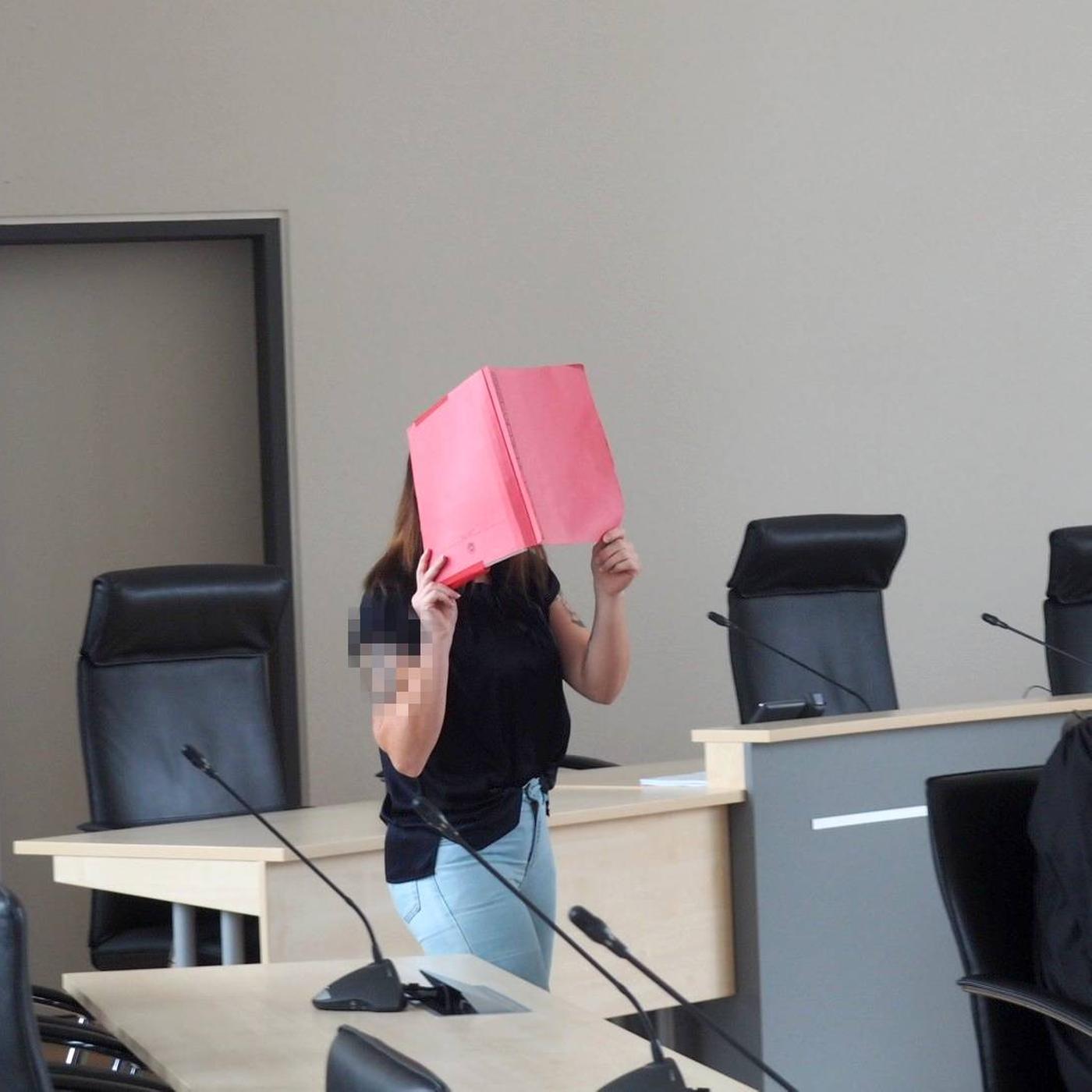 Mordprozess Fabian: Angeklagte Gina H. will vor Gericht aussagen | ndr.de