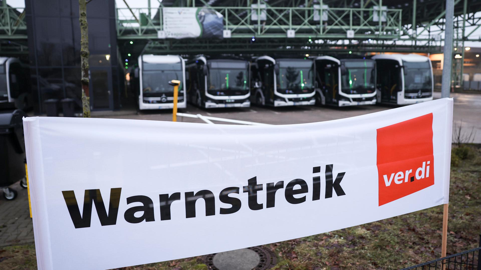 Warnstreik in Hamburg: Hochbahn-Busse auch Donnerstag betroffen