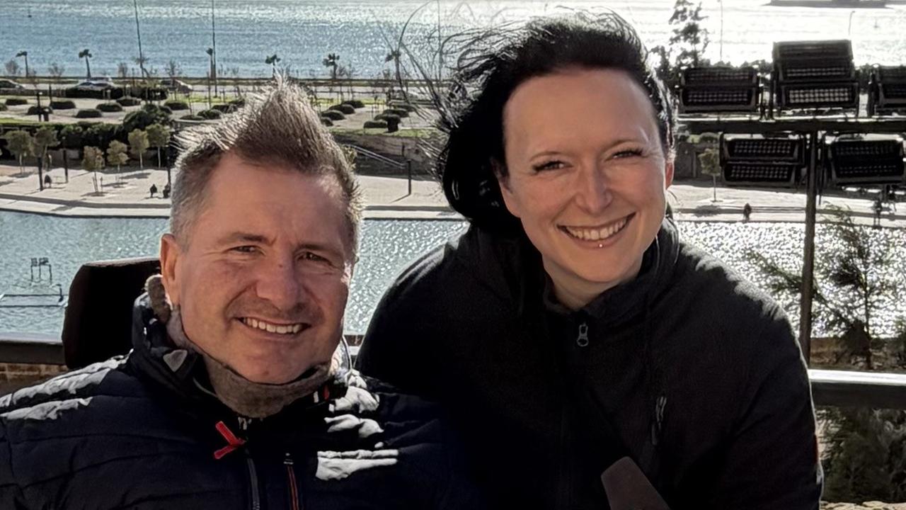 Cassandra Menten und Philipp Hanf am Meer
