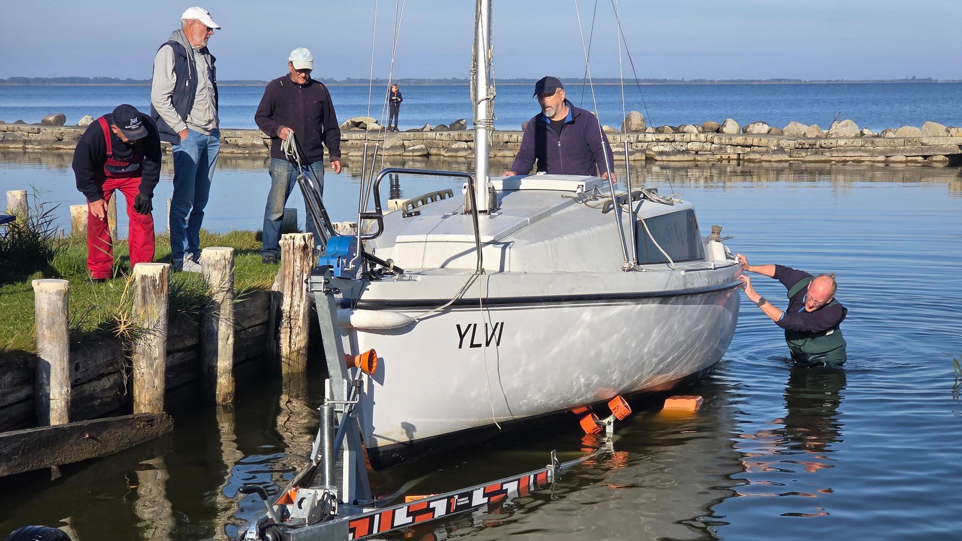 Wassersportler in Ribnitz-Damgarten beenden Bootssaison