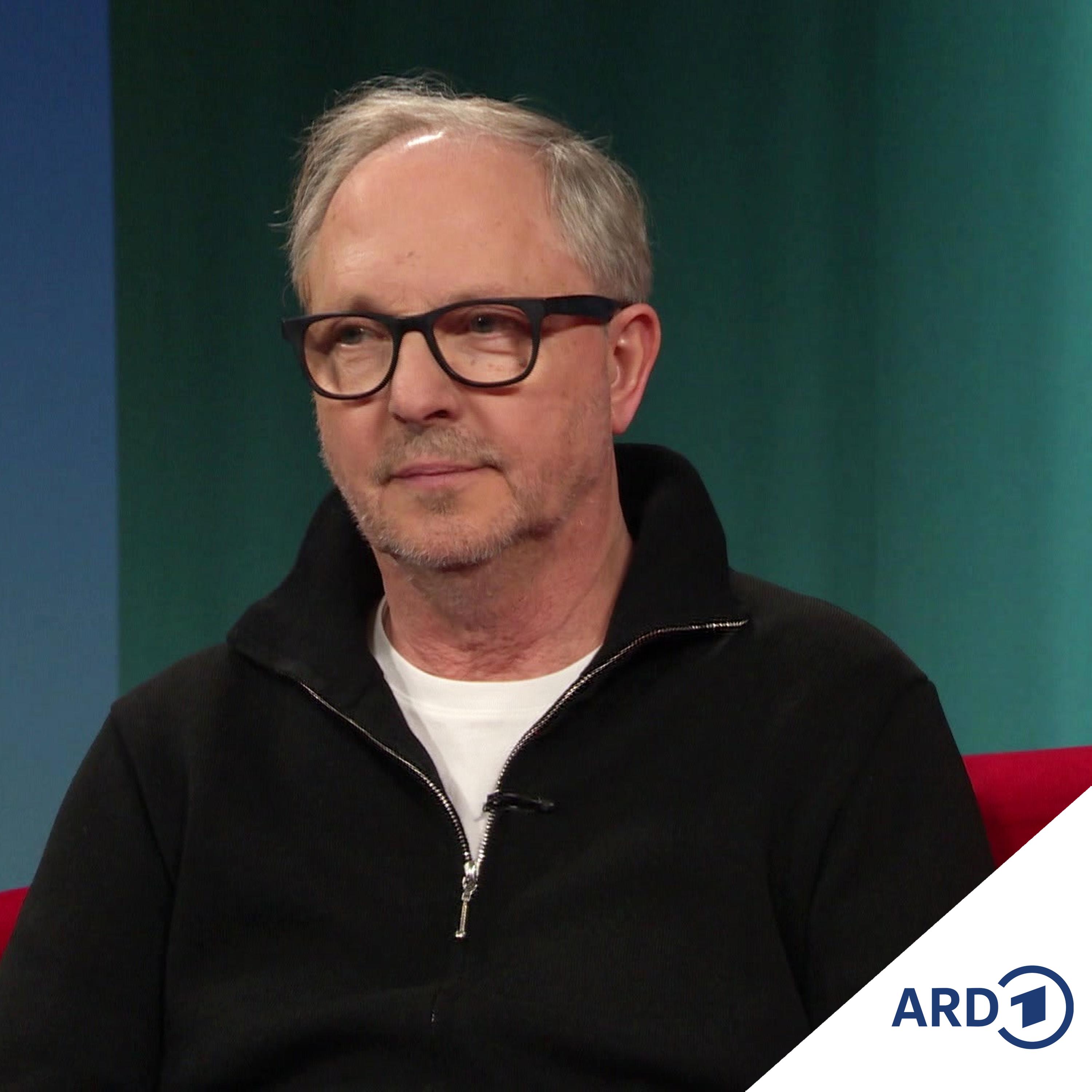 Olli Dietrich geht auf Tour - mit Bademantel und Schumiletten