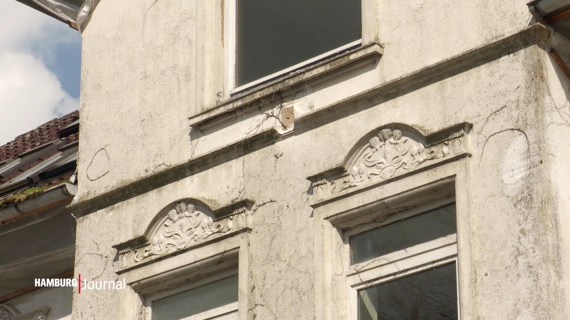 Die Fassade eine leerstehenden Einfamilienhauses. | Screenshot