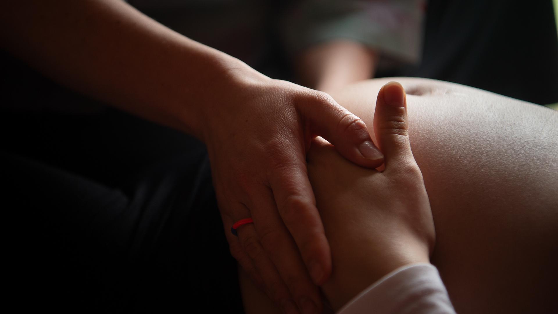 Hamburger Hebammen verärgert über teuren Berufsstart