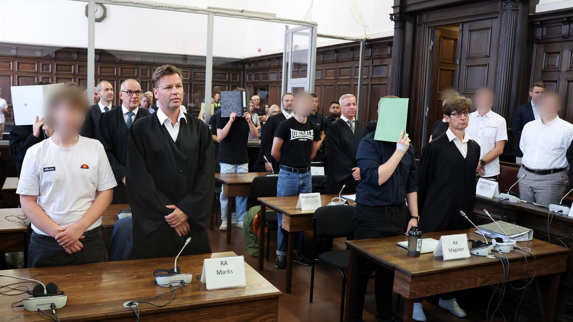 Haftstrafen für Mitglieder der "Letzten Verteidigungswelle"