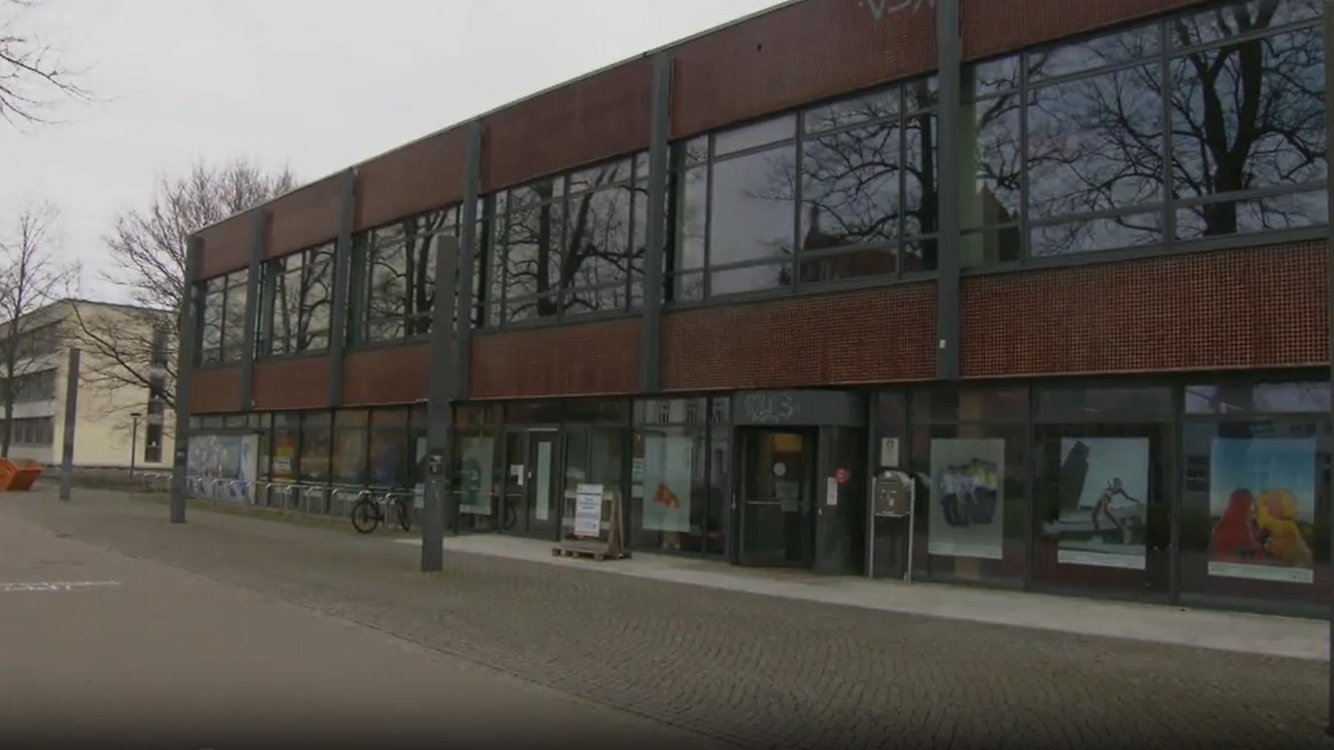 Greifswald: Kundgebung zu Leerstand der Mensa am Schießwall