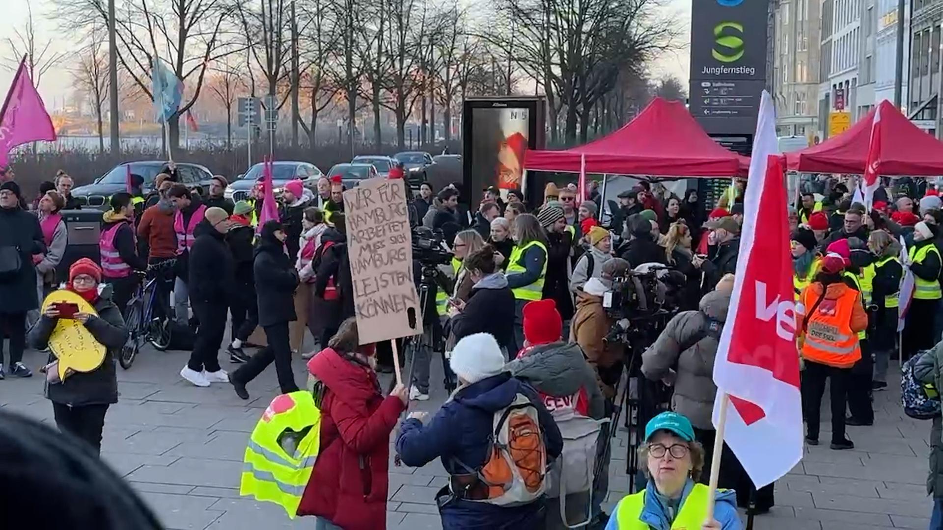 Beschäftigte der Stadt Hamburg streiken