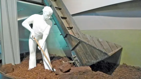 Ausstellung über den Torfabbau im Emsland-Moormuseums in Geeste.