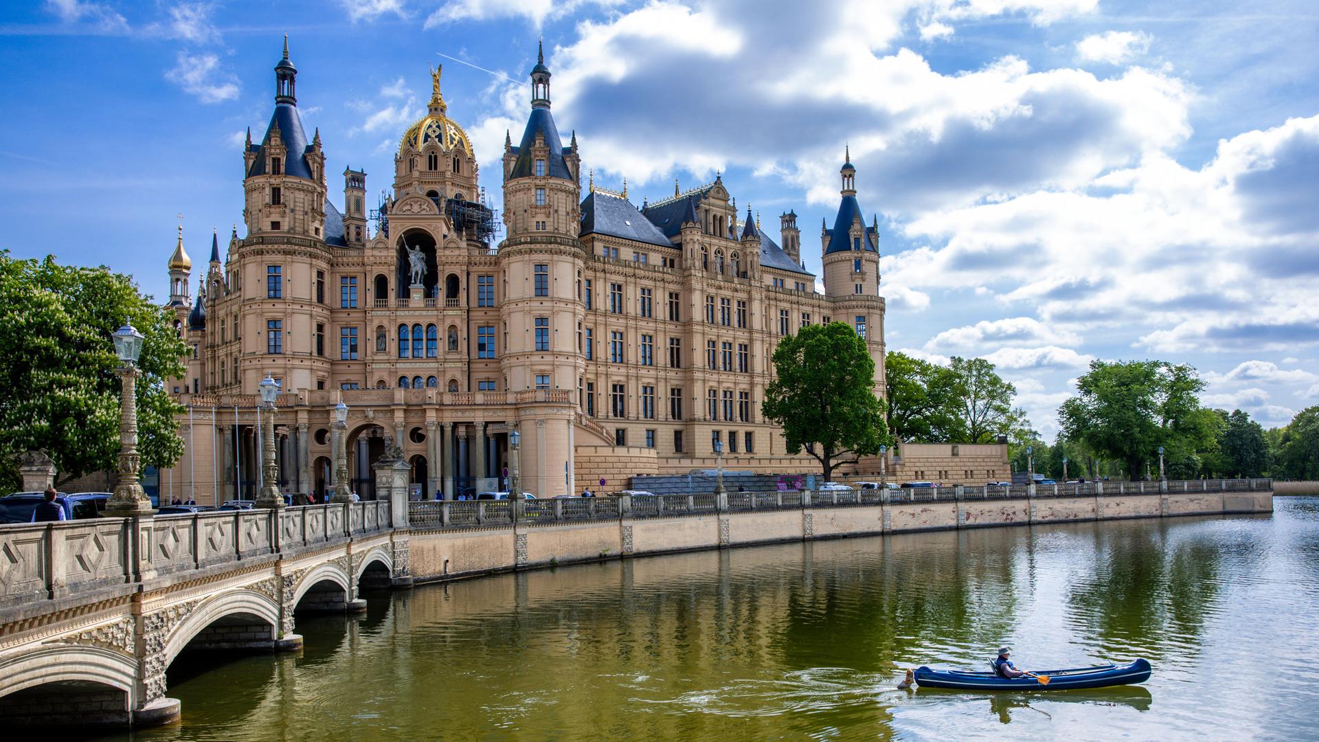 Nach Verschiebung: Israel-Ausstellung jetzt im Schlossmuseum Schwerin