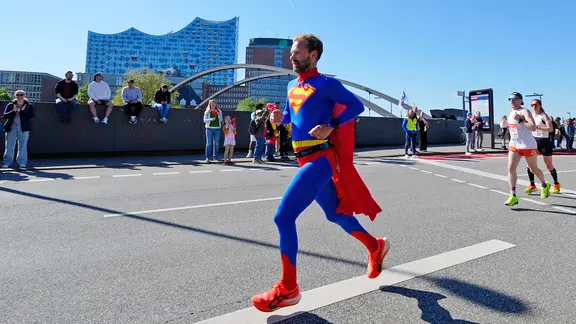 Läufer beim Hamburg-Marathon