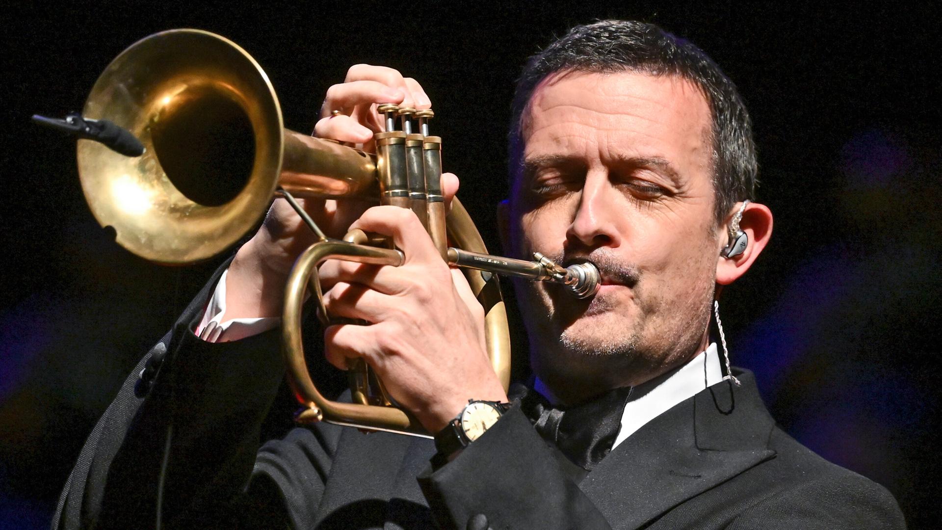 Zauberhafte "Silent Night" mit Till Brönner im Michel