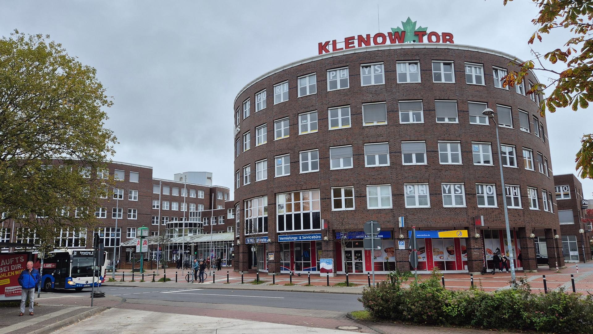 Klenow Tor: Initiative weckt Hoffnung auf baldige Wrme | ndr.de