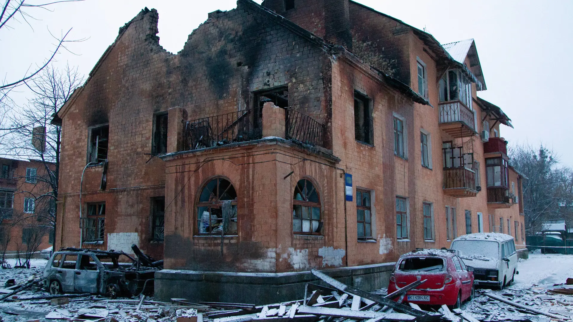 Vier Jahre Ukraine-Krieg: Muslimische Frauen zwischen Front und Gebet