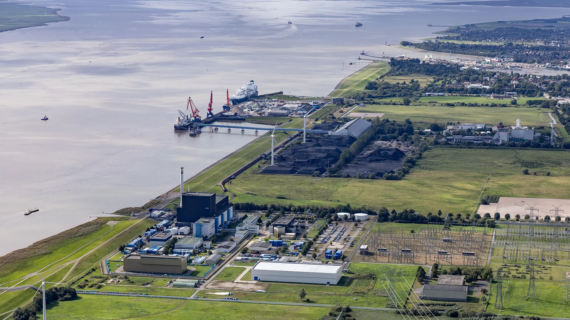 Milliarden für Putins Kriegskasse: Russisches LNG auch für den Norden?