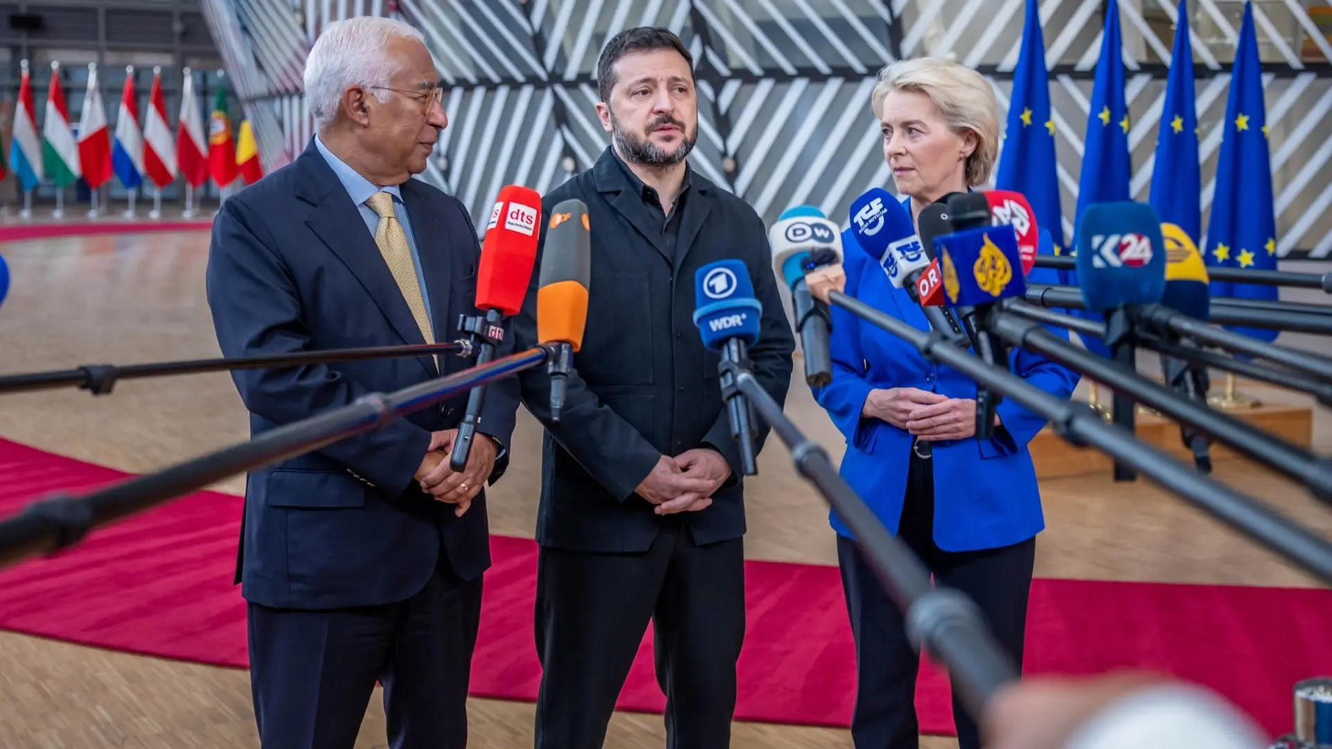 EU-Spitzen stellen sich hinter Selenskyj | ndr.de