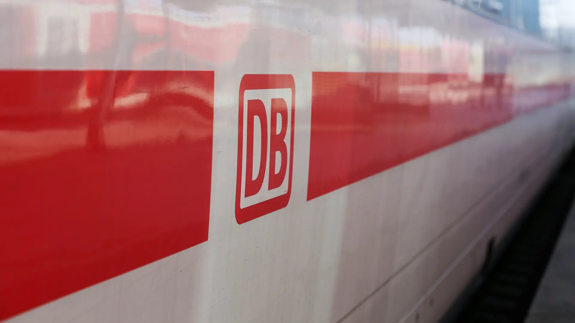 Bahnstrecke zwischen Schwarzenbek und Hamburg-Bergedorf gesperrt