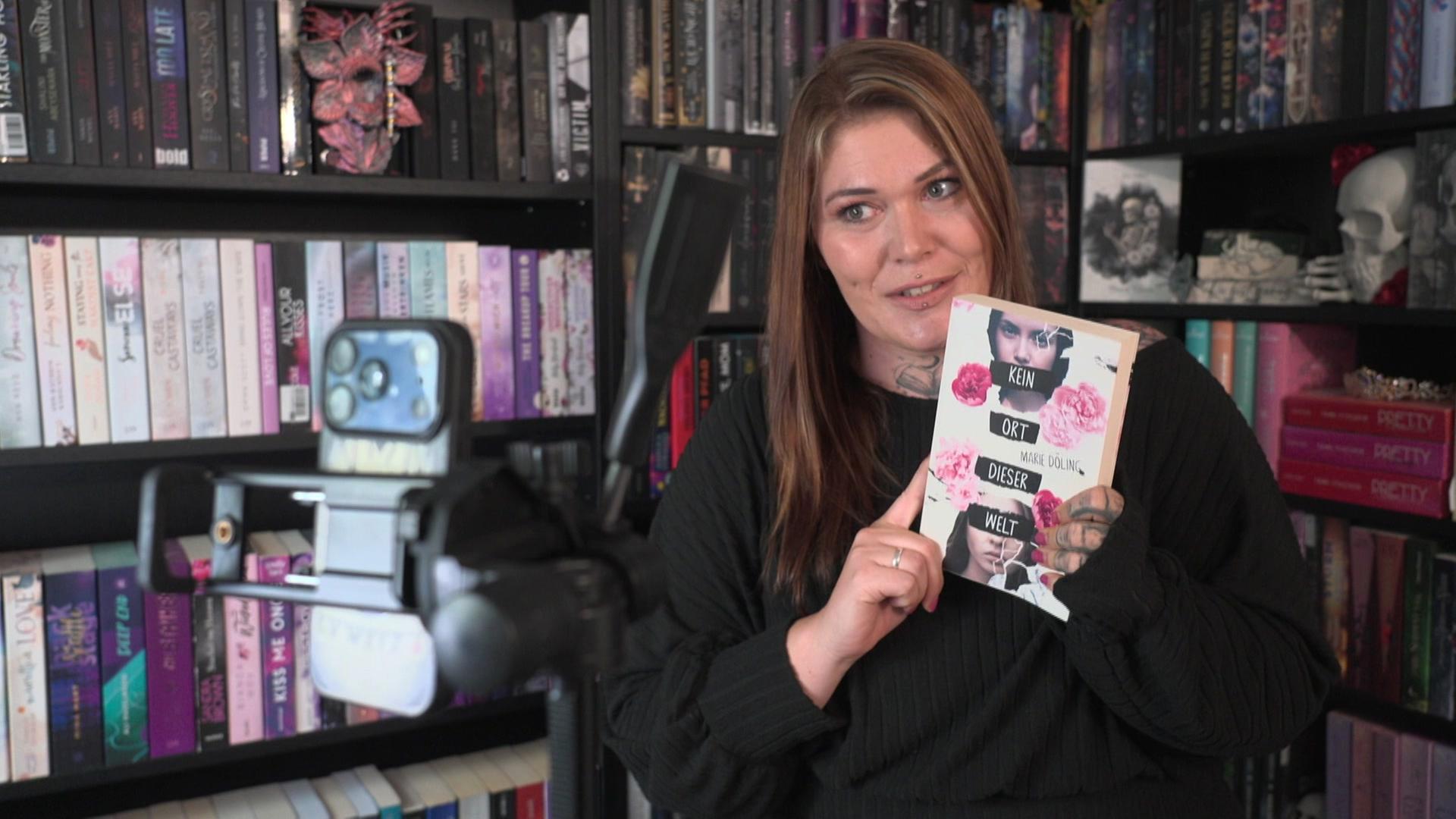 New Adult und Romantasy: Wie BookTok den Buchmarkt verändert