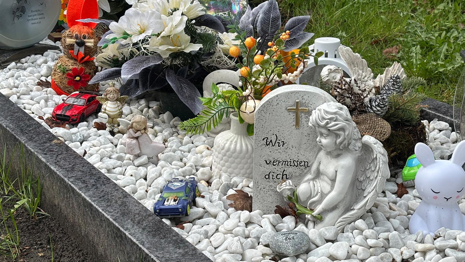 Beisetzung von Sternenkindern: Bestatterin hilft trauernden Eltern