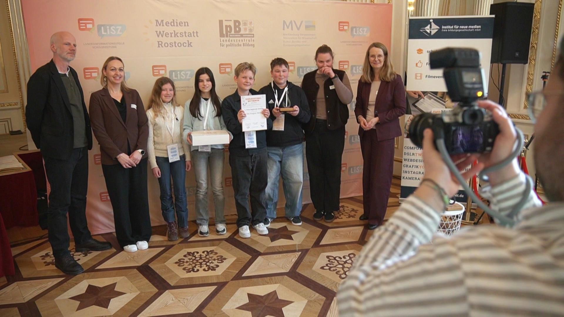 Schwerin: Beste Schülerzeitungen des Landes ausgezeichnet