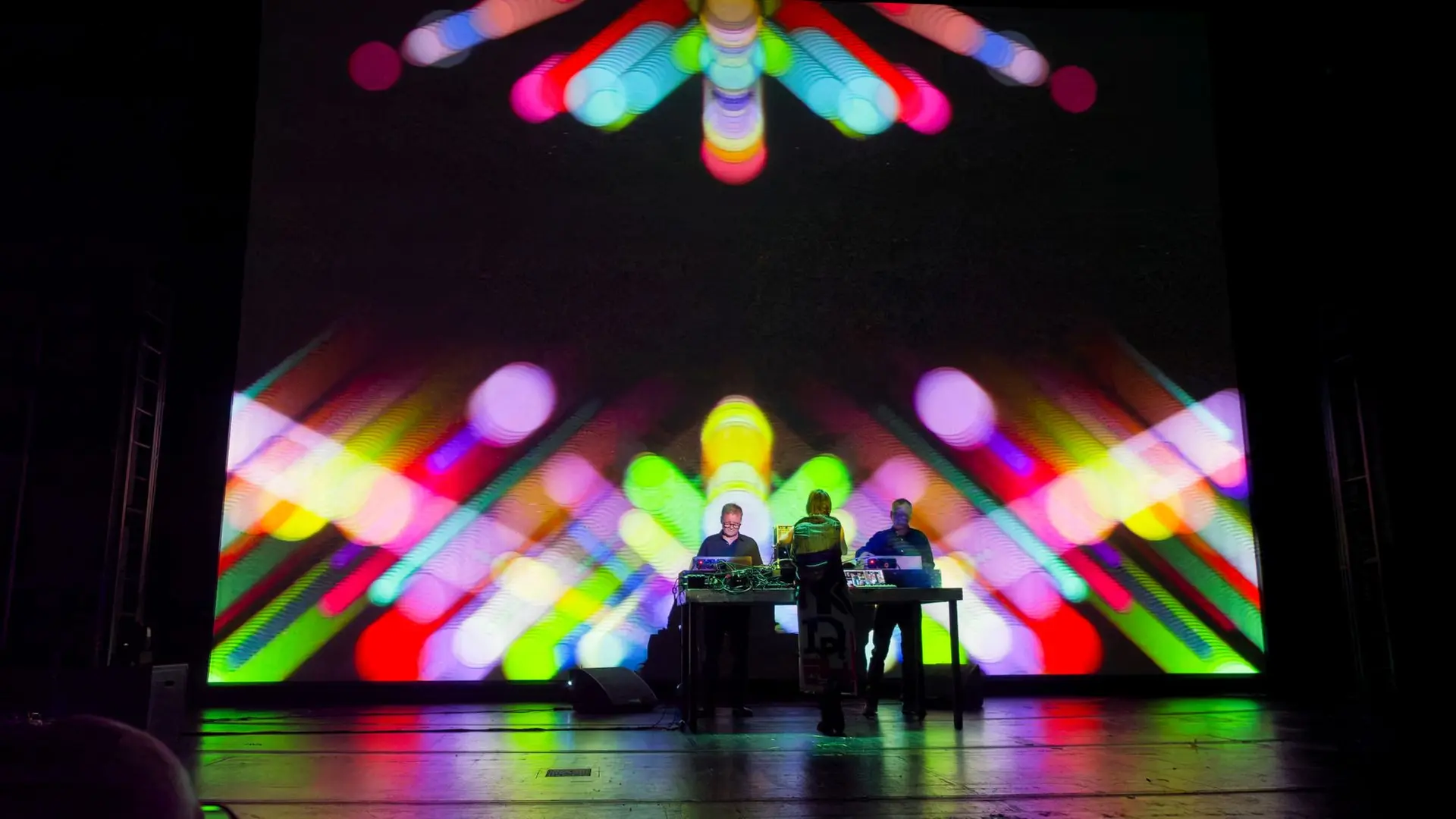 Bässe, Beats und Sounds: "klub katarakt" startet auf Kampnagel