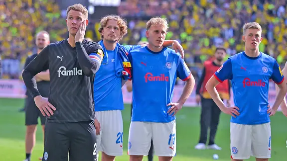Frust bei Thomas Dähne, Fiete Arp, Timo Becker und Alexander Bernhardsson (v.l.) von Holstein Kiel 