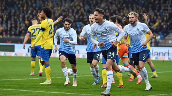 Bochums Spieler feiern ein Tor