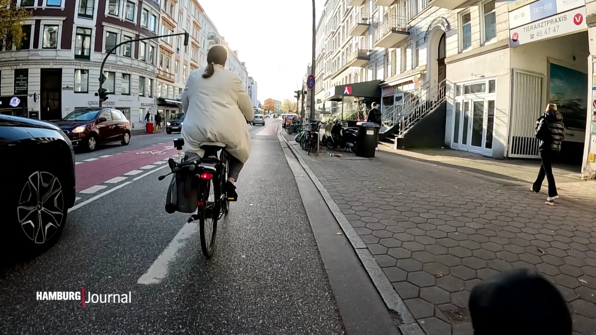 Gefahrenzone Radweg: Autofahrer halten Abstand oft nicht ein