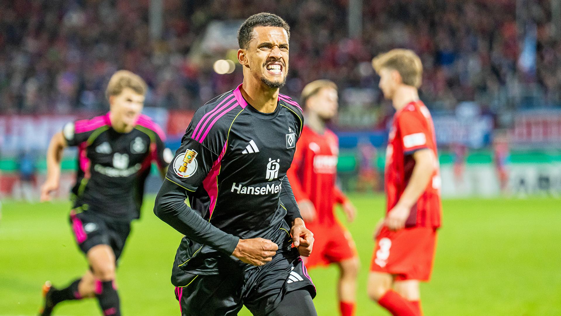 Lange Überzahl & Dusel-Elfer: Glatzel schießt HSV ins Achtelfinale