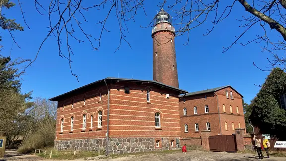 Der Leuchtturm aus Backstein am Darßer Ort
