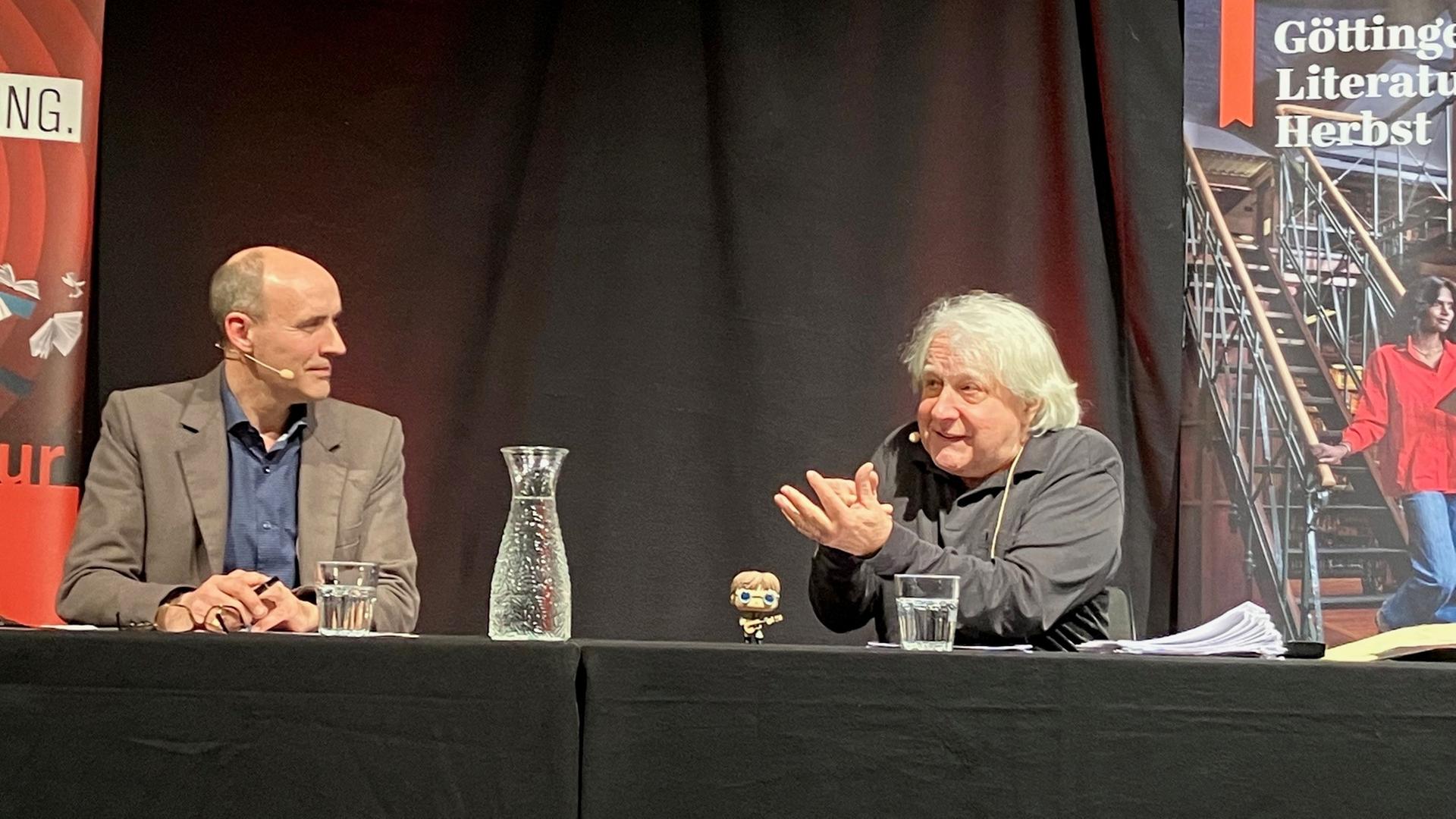 Ocke Bandixen vom NDR im Gespräch mit Peter Urban. | NDR, Ute Andres