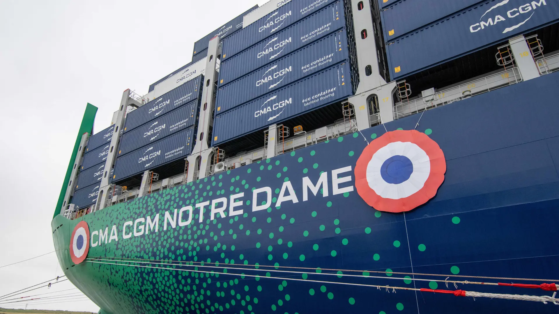 containerschiff-notre-dame-erstmals-im-hamburger-hafen-ndr-de