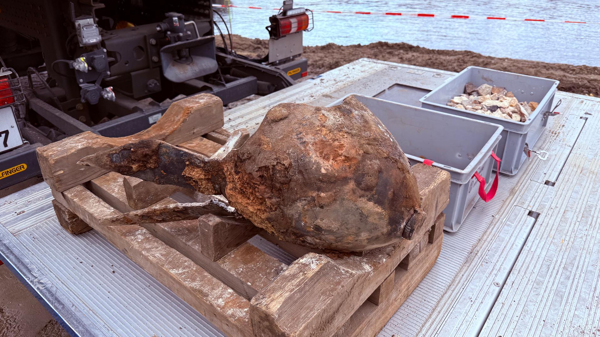 Fliegerbombe in Kiel-Wik entschärft: Zünder machte Probleme