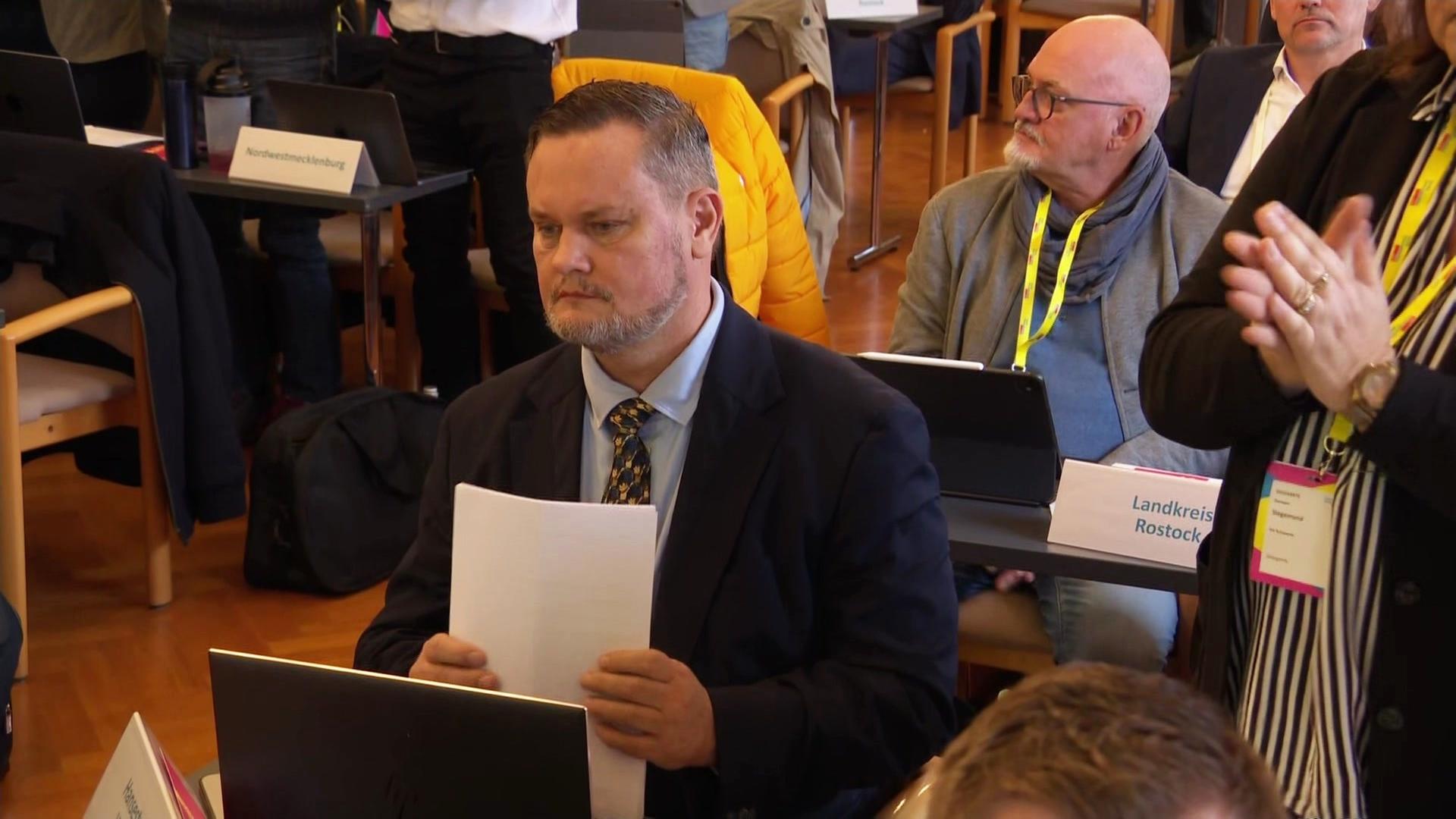 FDP-Landesvorstand MV übersteht Abwahlantrag nur knapp