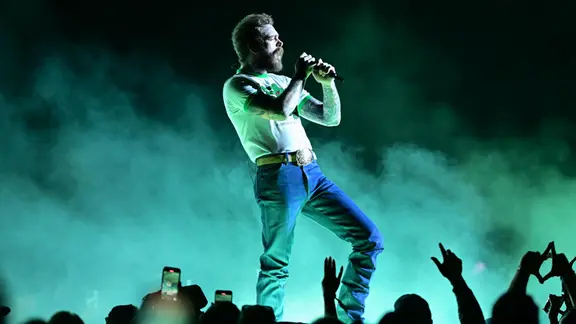 Post Malone auf der Bühne.