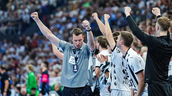 Kiels Spieler jubeln