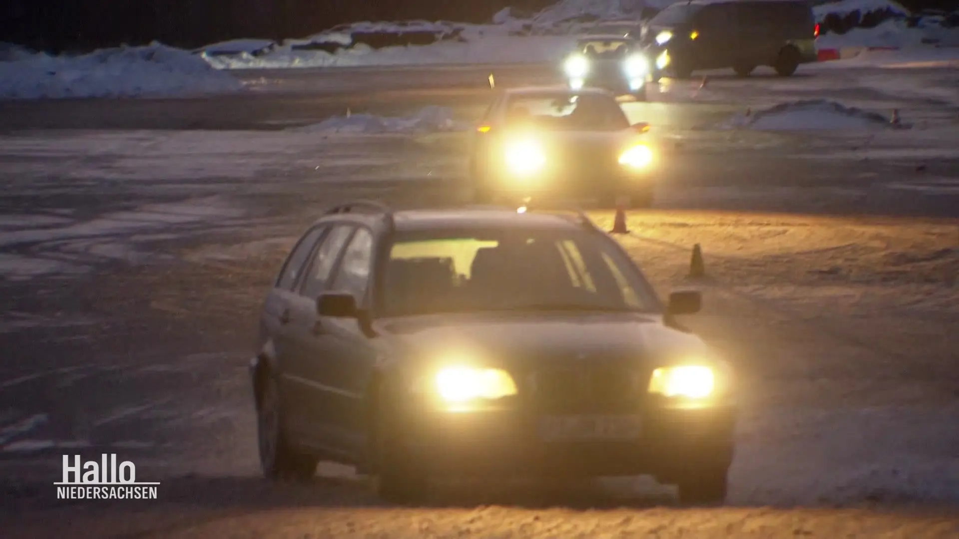 Winter-Auto-Fahr-Training mit dem ADAC in Lüneburg | ndr.de