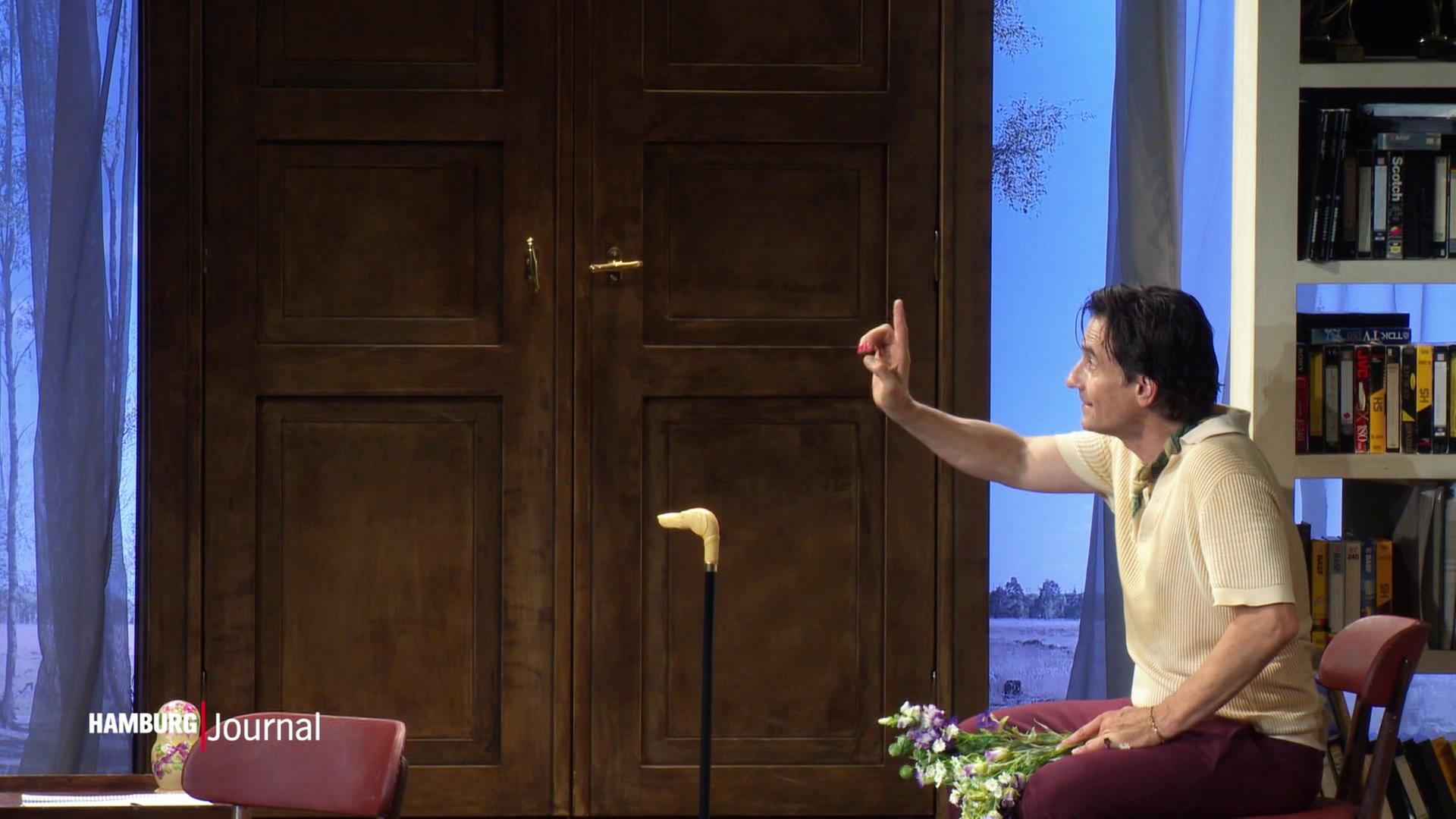 „Vanya“: Oliver Mommsen feiert Premiere mit Einpersonenstück