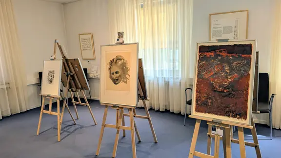 Ausleihbare Bilder in der christlichen Artothek Braunschweig.