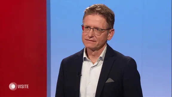 Neurologe Prof. Dr. med. Thorsten Bartsch vom Universitätsklinikum Schleswig-Holstein Kiel im Studio