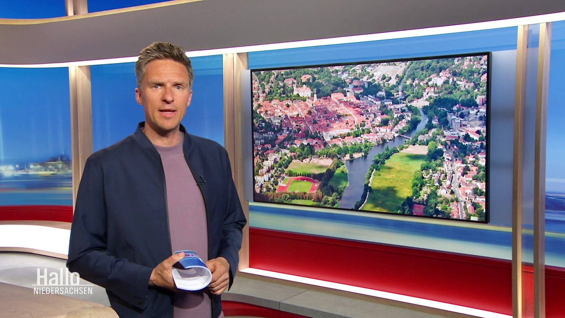 Arne-Torben Voigts im Studio von Hallo Niedersachsen | Screenshot