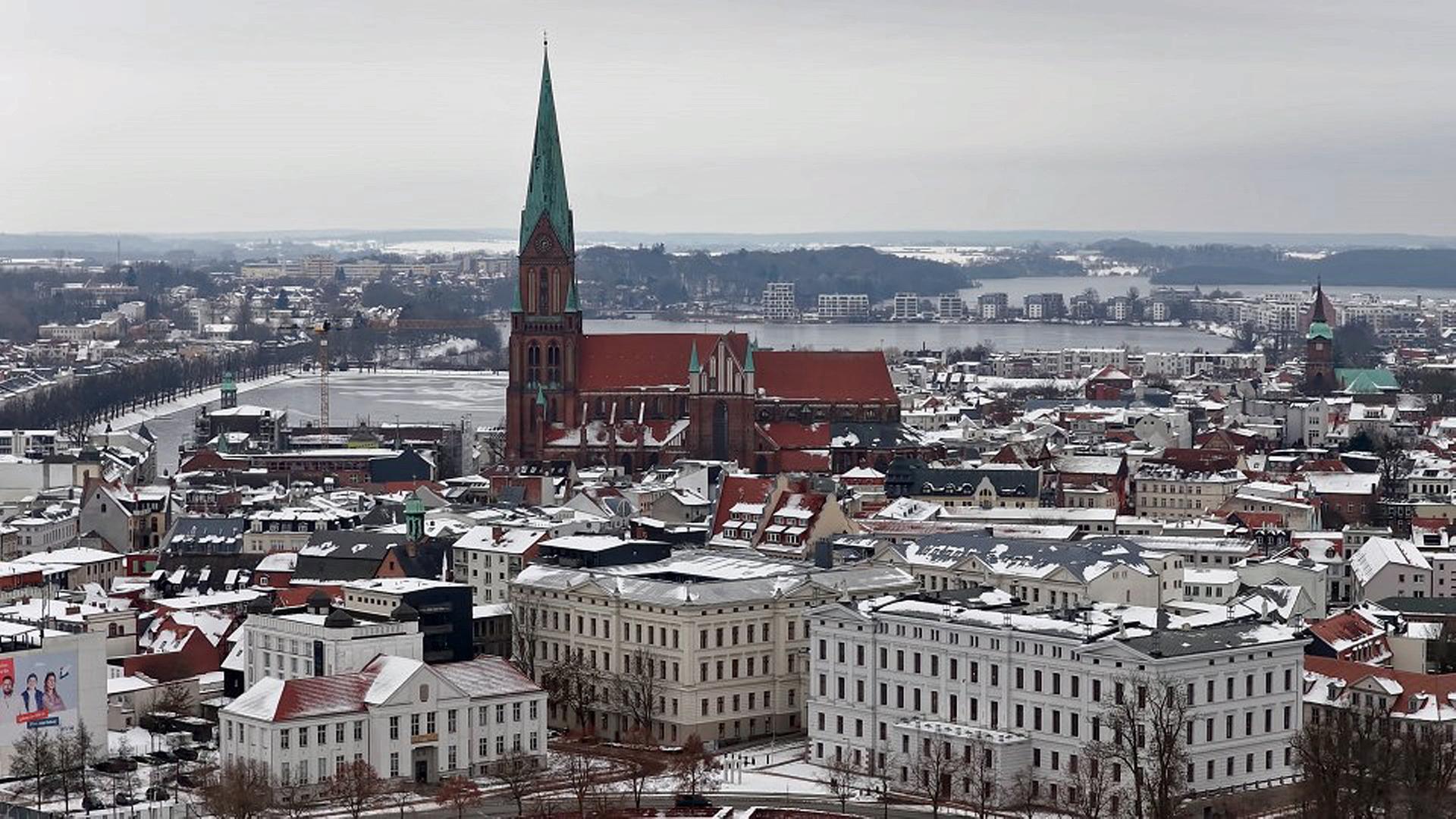 Schwerin erweitert Fußgängerzone in der Altstadt