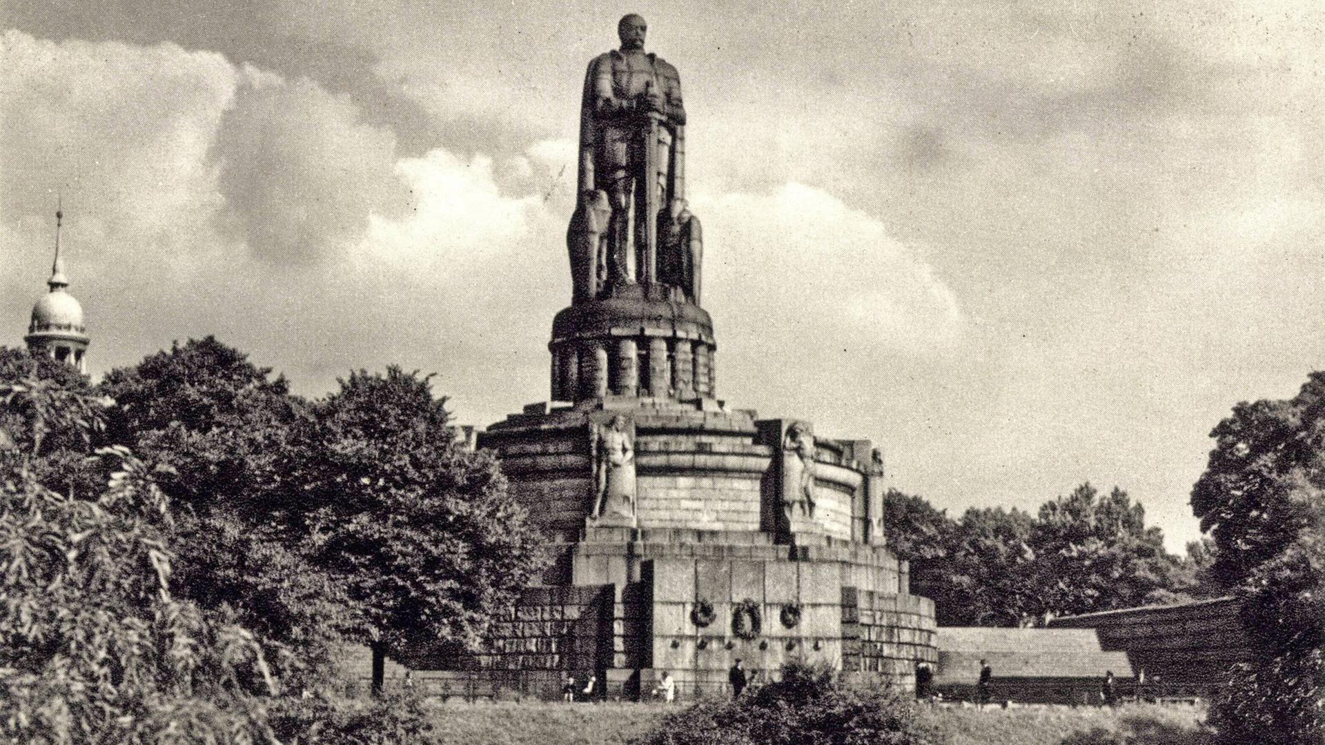 Hamburgs umstrittener Koloss: Das Bismarck-Denkmal an der Elbe