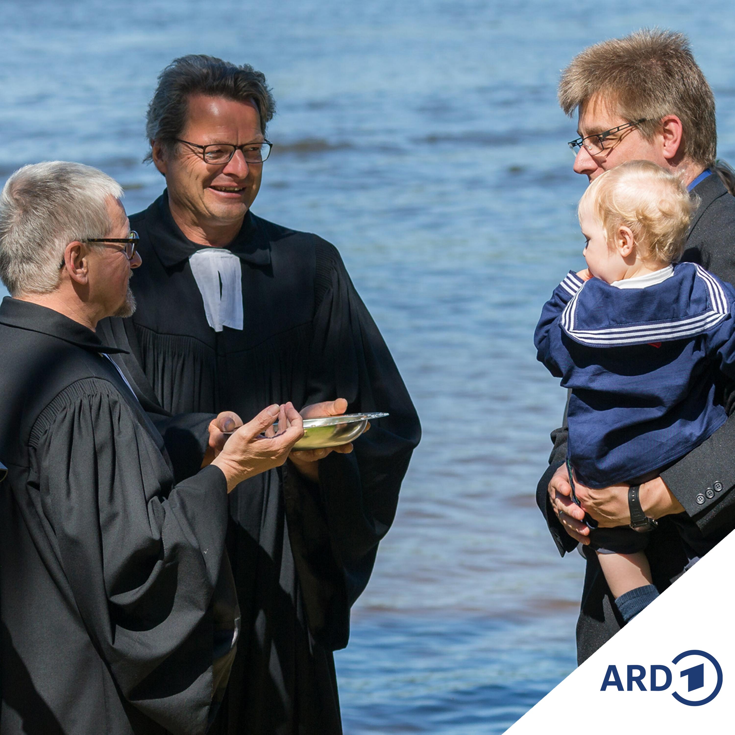 Pfingsten, Aufbruch, Tradition - Gewinnt die Taufe wieder an Bedeutung?