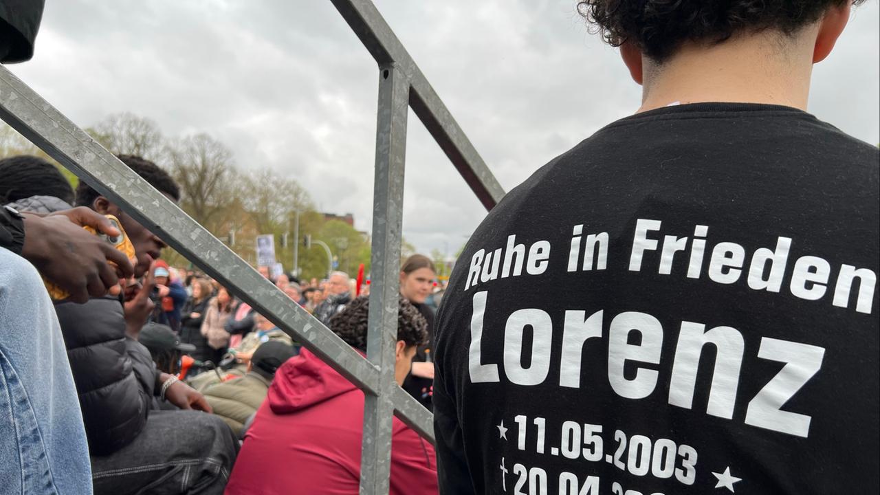Demo für erschossenen Lorenz A. zum Jahrestag