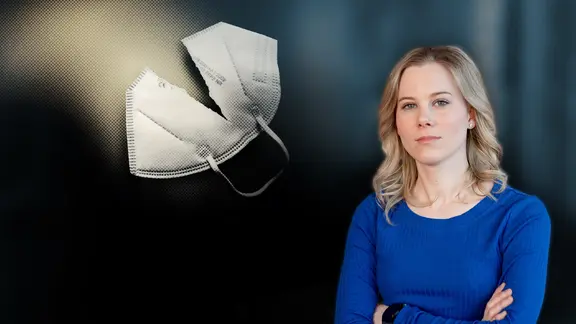Bildcollage: Julia Ruhs steht neben einer zerrissenen FFP2-Maske.